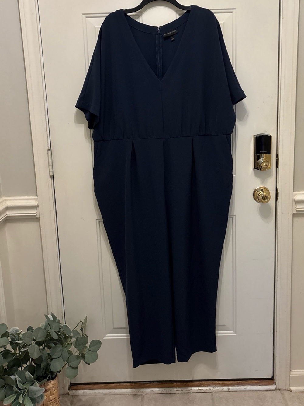 Lane Bryant Navy Midi V-Neck Jumpsuit sz22